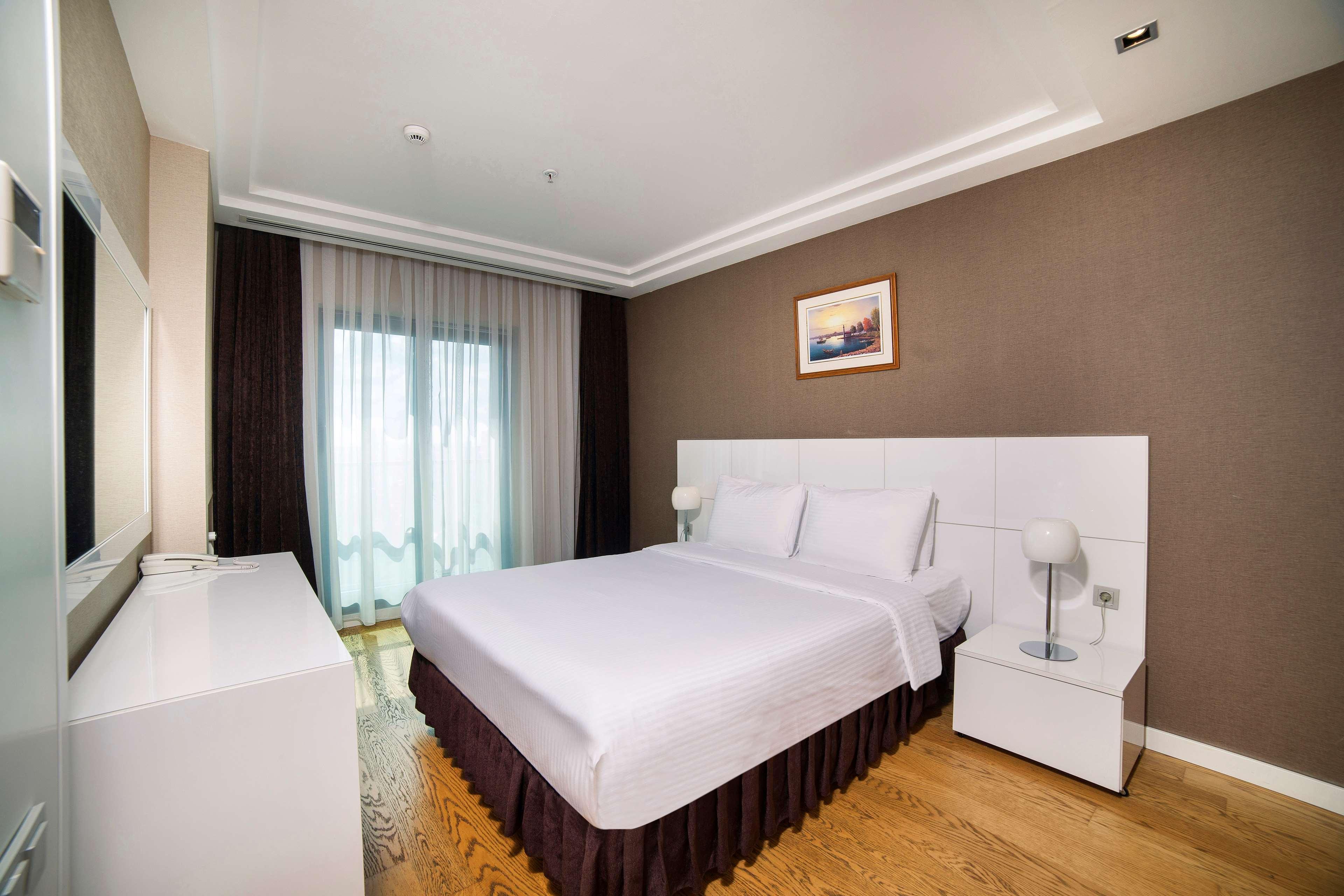 Radisson Residences Avrupa Tem Istanbul Exterior photo
