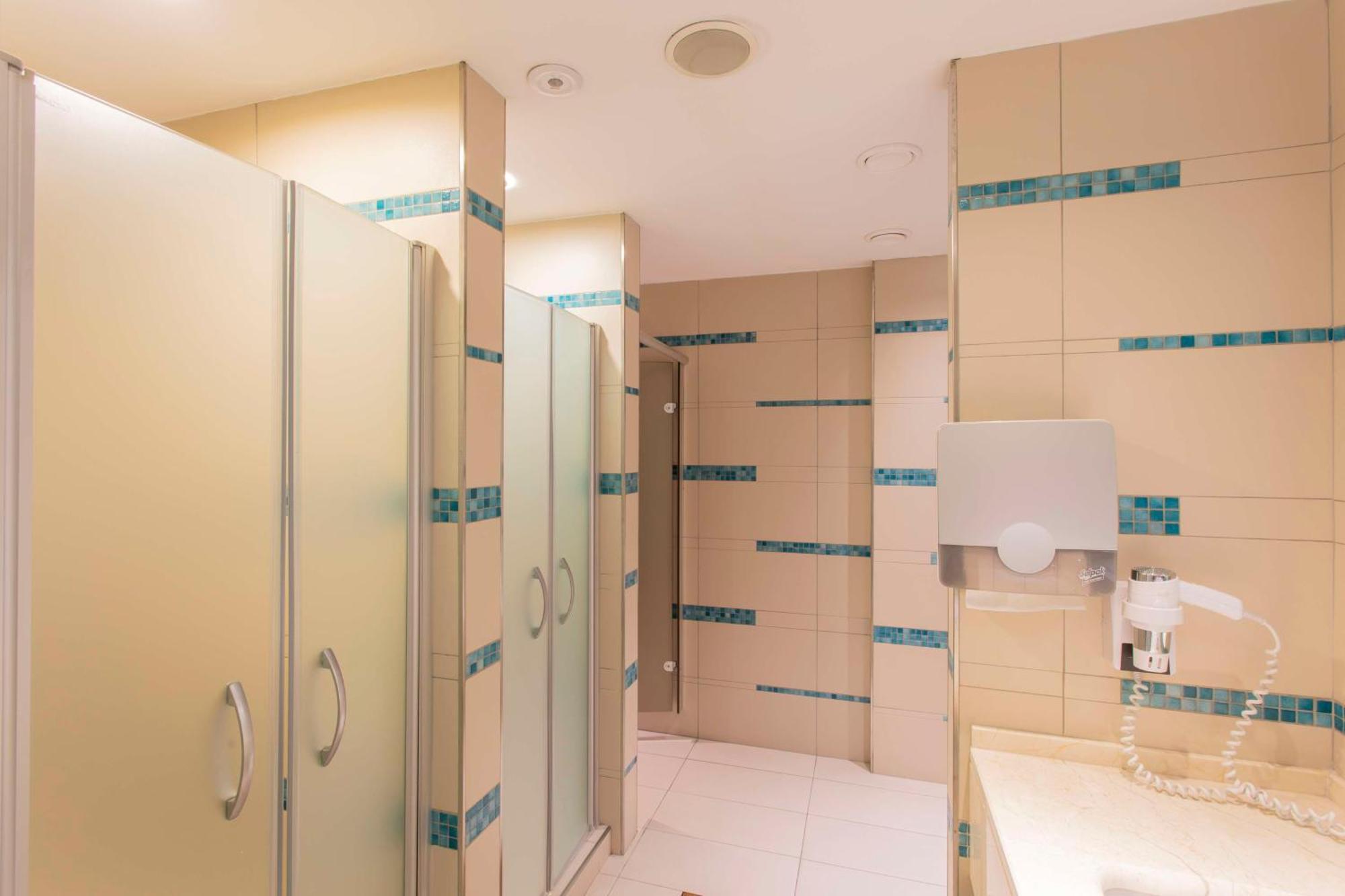 Radisson Residences Avrupa Tem Istanbul Exterior photo